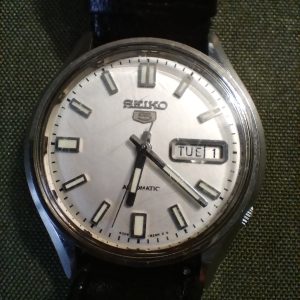 Montre SEIKO 5 automatique
